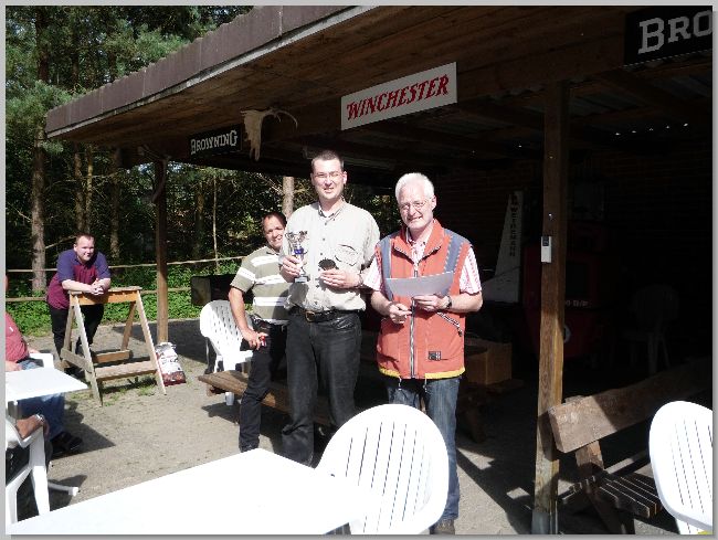 32_Benchrest-Hoehn-2009.jpg